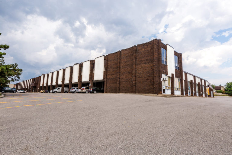 415 Oakdale Road Toronto, Ontario Werger Realty Management